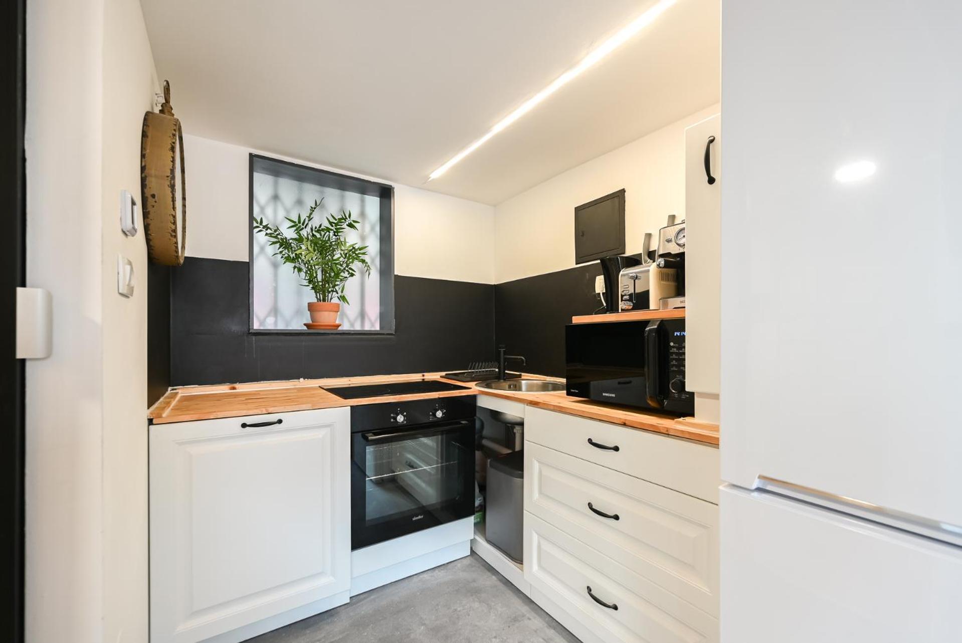 Apartma N'Poznam Zupa ลูบลิยานา ภายนอก รูปภาพ